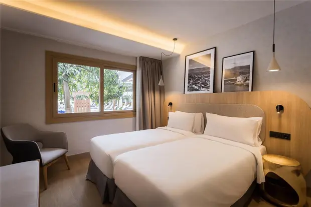 Radisson Resort & Residences, photograph 10 of 12