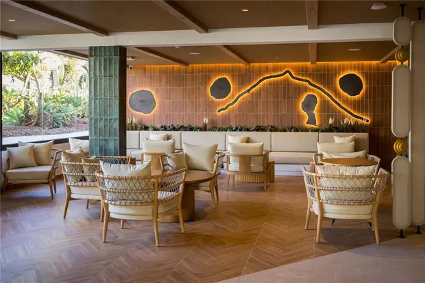 Radisson Resort & Residences, photograph 5 of 12